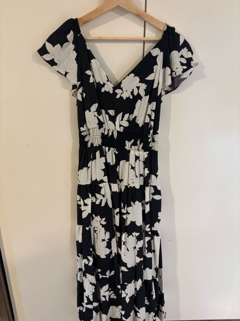 Rachel Zoe Black and White Floral V-Neck Maxi Dress